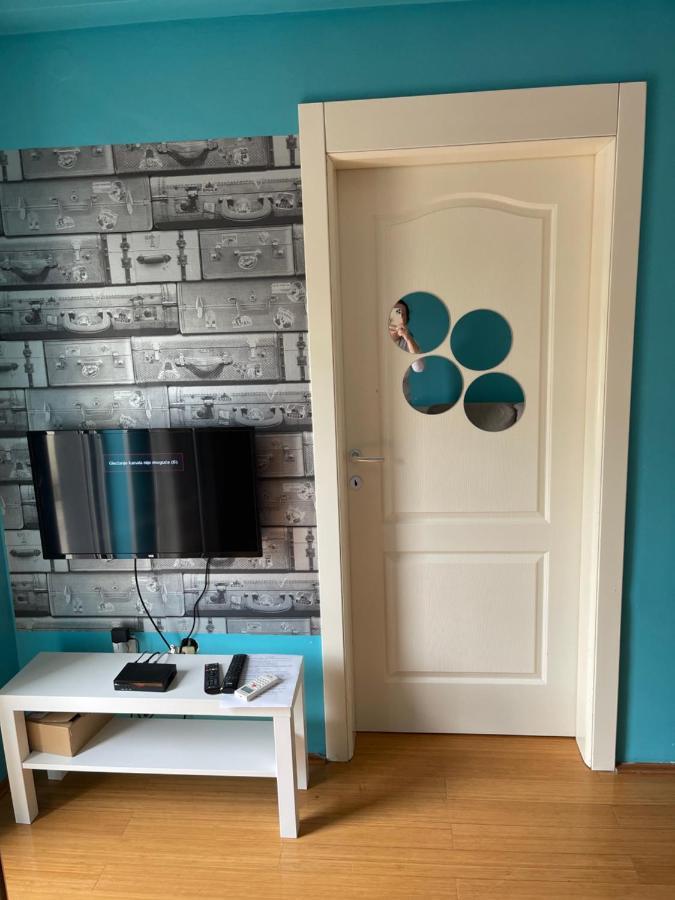 Apartment Elefant 021 Novi Sad Buitenkant foto
